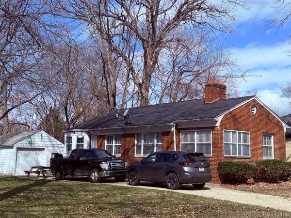 18485 Salem ST, Detroit, MI 48219