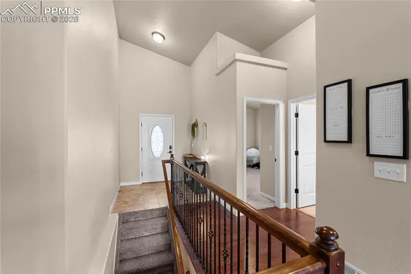 7617 Colorado Tech DR, Colorado Springs, CO 80915