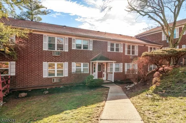 100 Pierson Miller Drive #F32, Pompton Lakes Boro, NJ 07442