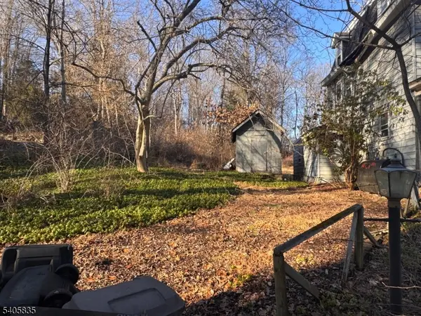 4 High St, Glen Gardner Boro, NJ 08826