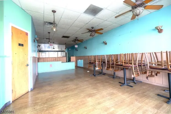 729 E Landis Ave, Vineland City, NJ 08360