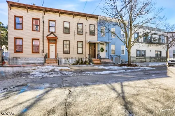 34 Concord St, Jersey City, NJ 07306