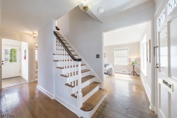 8 Claremont Dr, Millburn Twp., NJ 07078