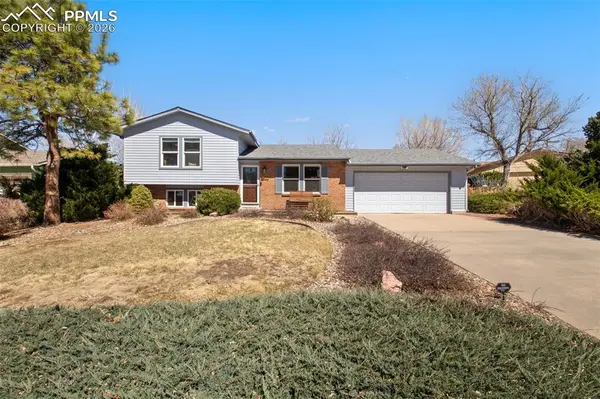 2120 Rusty Hinge DR, Colorado Springs, CO 80920