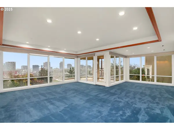 2020 SW MARKET STREET DR #101, Portland, OR 97201