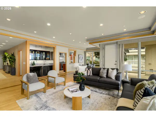 2020 SW MARKET STREET DR #102, Portland, OR 97201