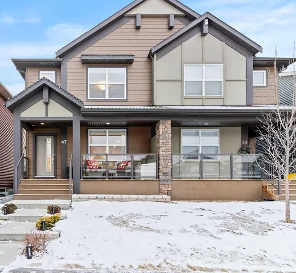 47 Wolf Willow BLVD SE, Calgary, AB T2X 3Z9