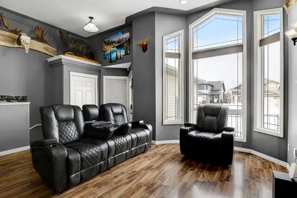 66 Pinnacle Lake Drive, Grande Prairie, AB T8W 0A9