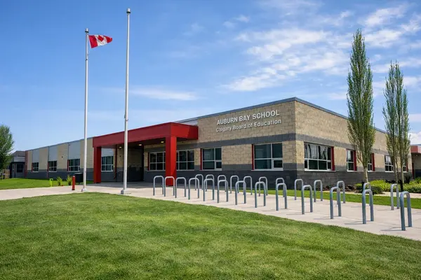 983 Auburn Bay BLVD SE, Calgary, AB T3M 0K1