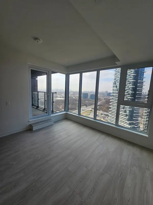 1 Quarrington LN #2815, Toronto C13, ON M3C 0S4