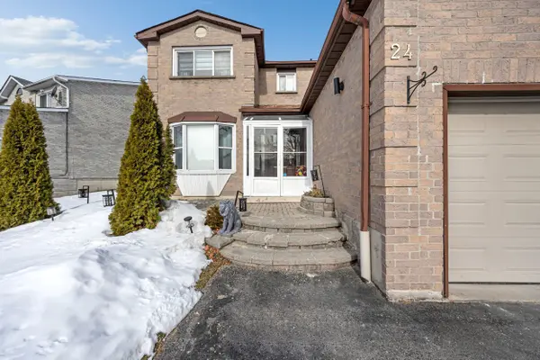 24 Adams DR, Ajax, ON L1S 5X1