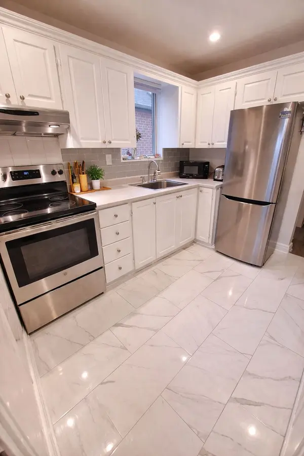 408 O'connor DR, Toronto E03, ON M4J 2W3