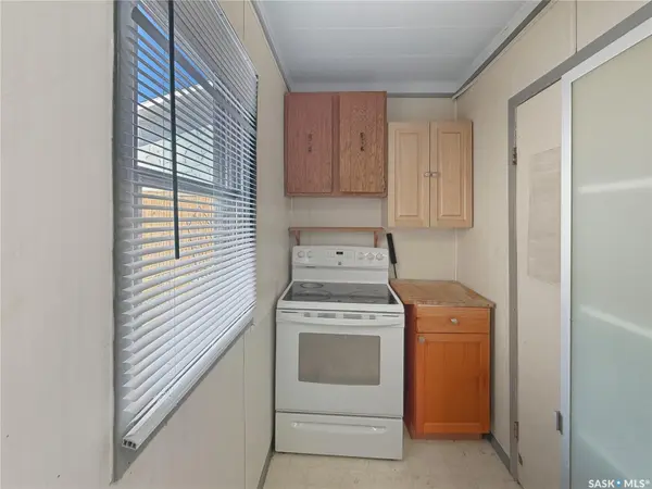 96 10th AVENUE NE, Swift Current, SK S9H 2T2