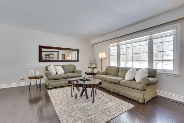 17 Travelled RD, Caledon, ON L7K 1B7