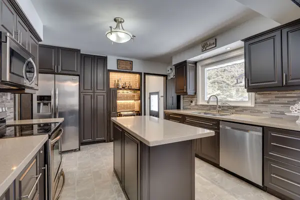 17 Travelled RD, Caledon, ON L7K 1B7