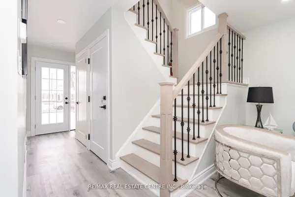 35 Feltre AVE, Orangeville, ON L9W 3N8