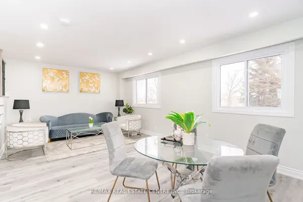 35 Feltre AVE, Orangeville, ON L9W 3N8