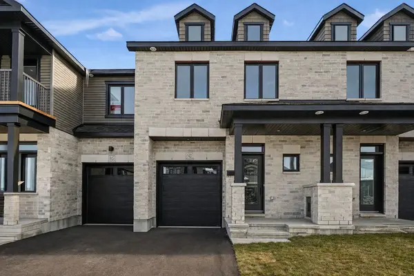 943 Cologne ST, Russell, ON K0A 1W0
