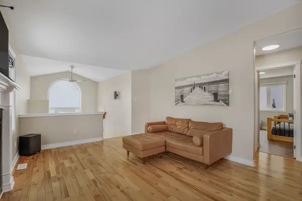 403 CENTENAIRE ST, Russell, ON K0A 1W0