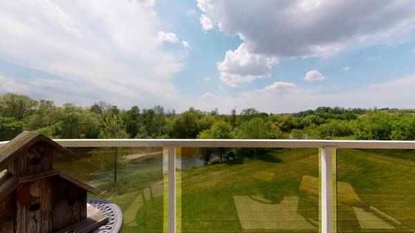 125 William ST N #402, Brockton, ON N0G 2V0