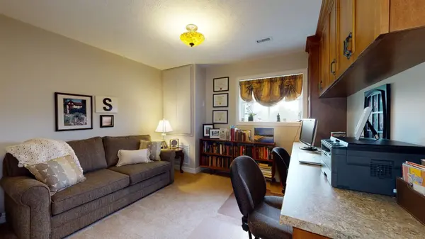 125 William ST N #402, Brockton, ON N0G 2V0