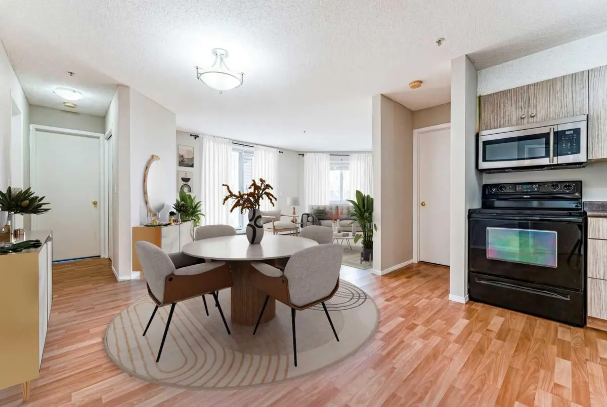 1717 60 ST SE #102, Calgary, AB T2A 7Y7