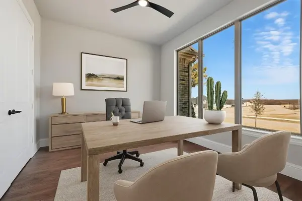 309 Stoney Creek Boulevard, Sunnyvale, TX 75182