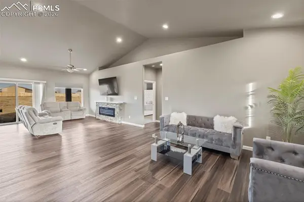 1461 E Ithaca DR, Pueblo West, CO 81007