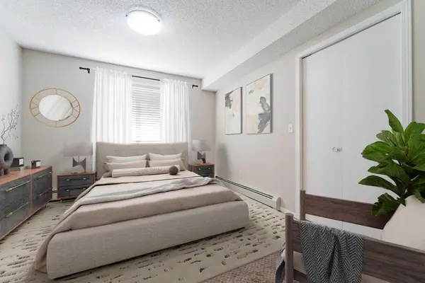 1717 60 ST SE #102, Calgary, AB T2A 7Y7