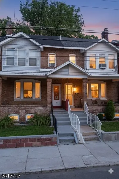 39 Laurel Ave, Trenton City, NJ 08618