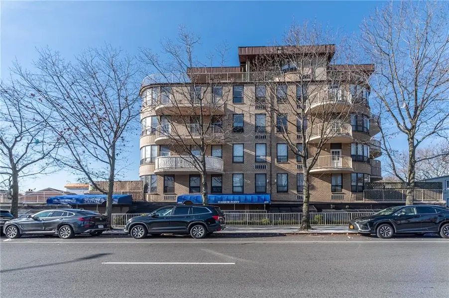 4050 Nostrand AVE #1D, Brooklyn, NY 11235