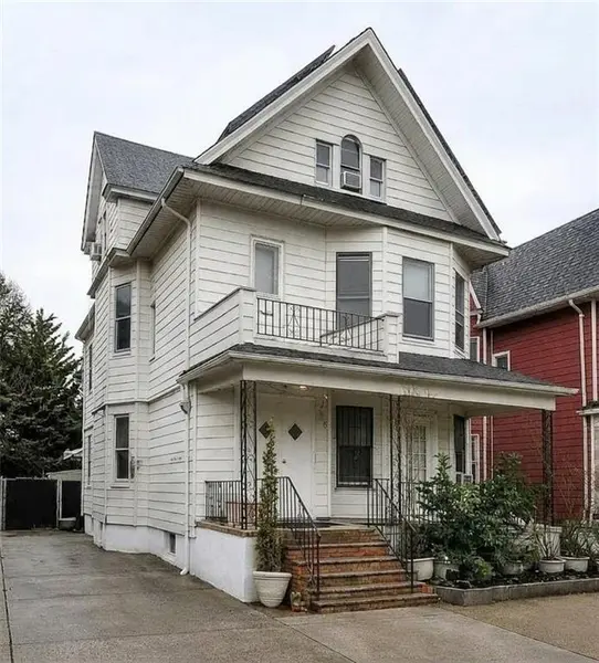 346 Linden BLVD, Brooklyn, NY 11203