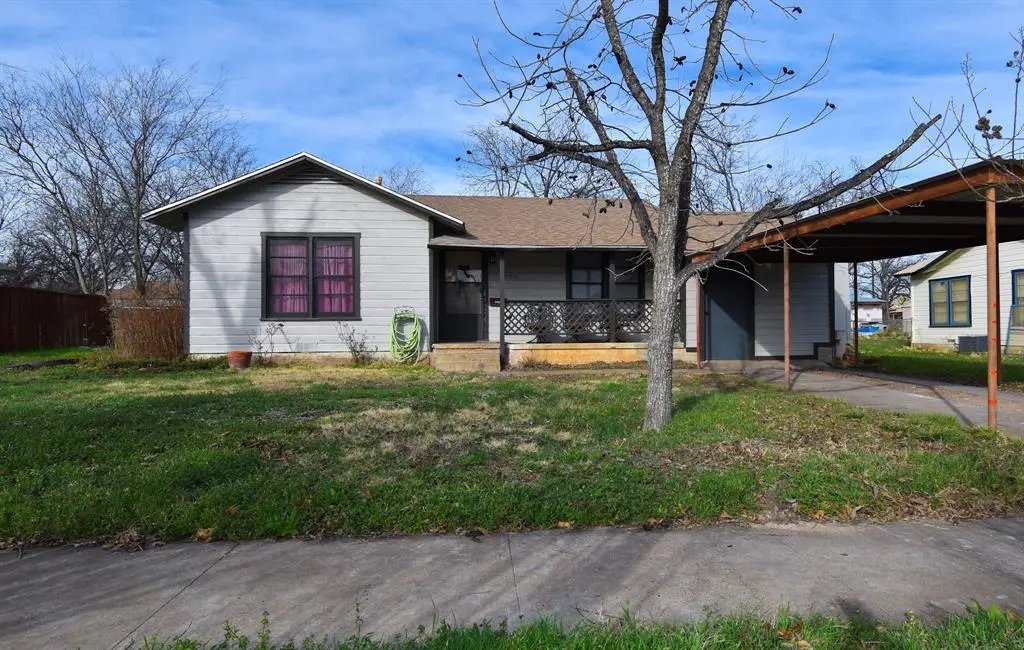 1904 S Walnut, Brady, TX 76825