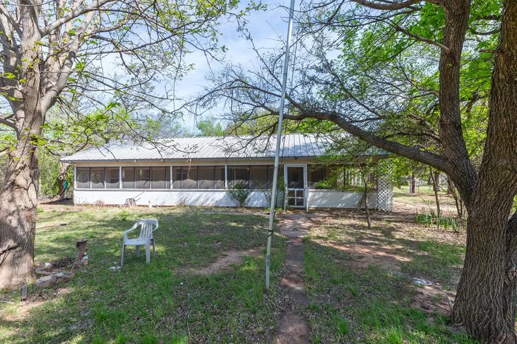749 Cedar Street, Buffalo Gap, TX 79601