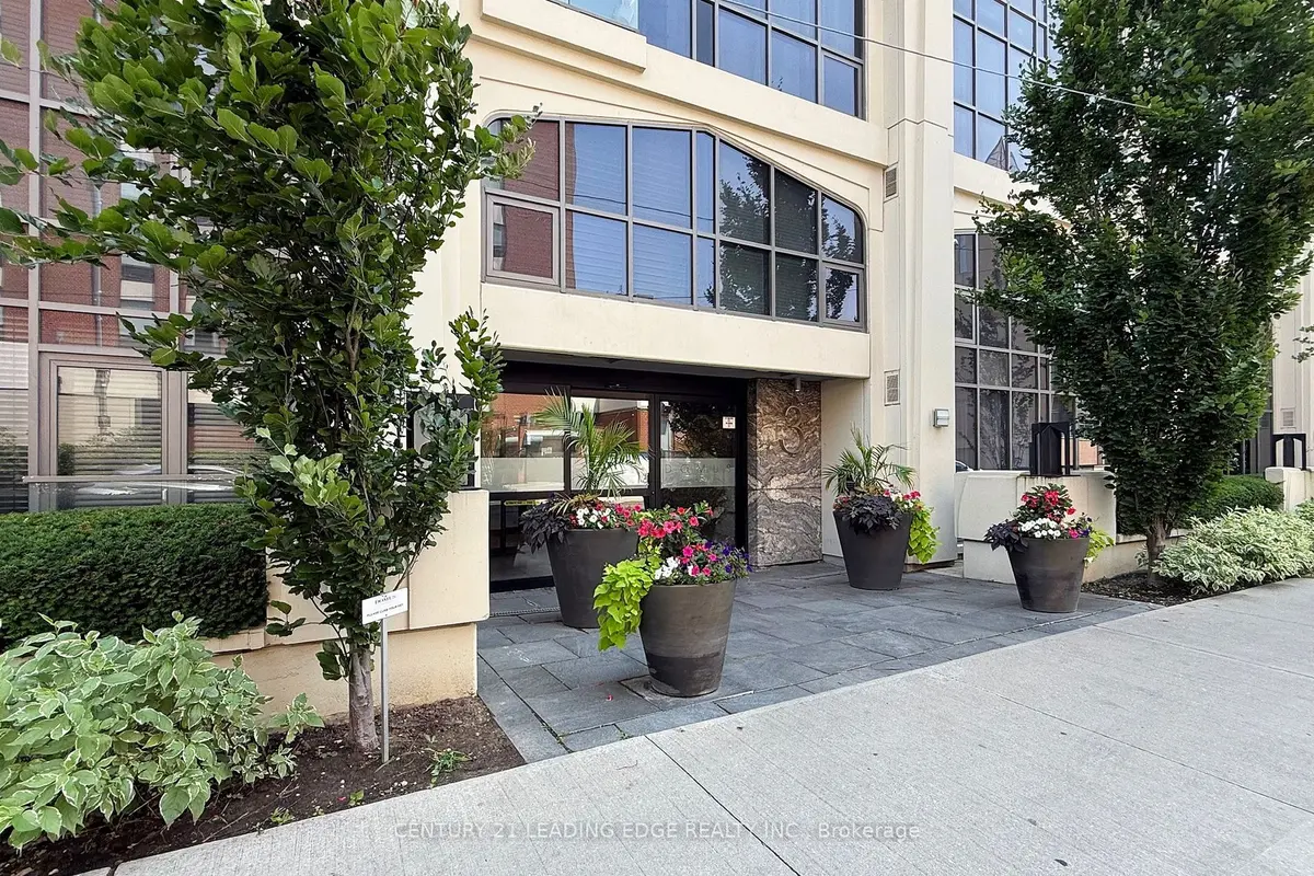 3 Mcalpine ST #502, Toronto C02, ON M5R 3T5