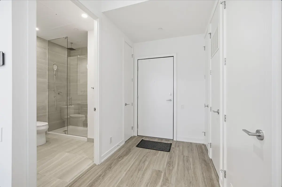 722 Marlee AVE #303, Toronto W04, ON M6B 3J7