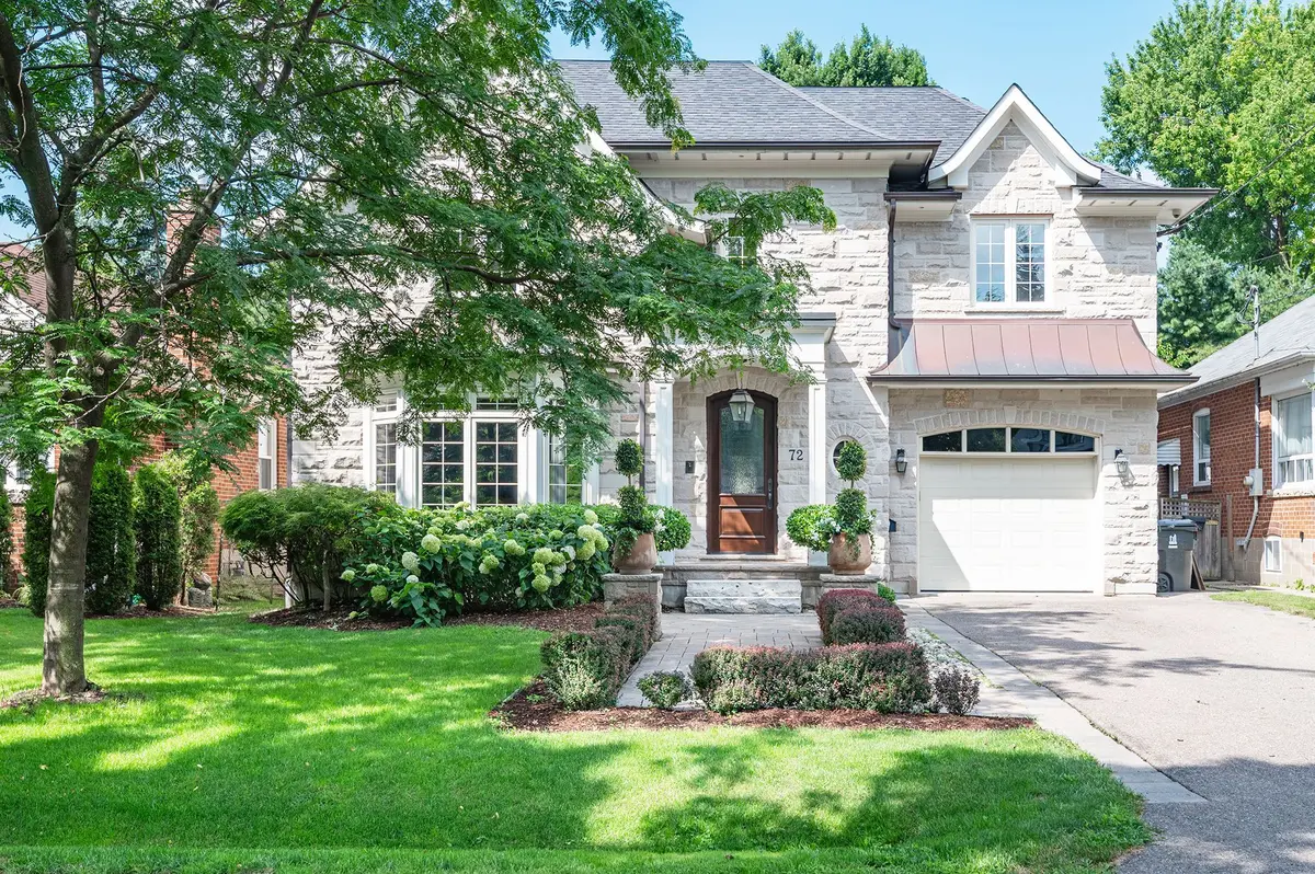 72 EAGLE RD, Toronto W07, ON M8Z 4J2