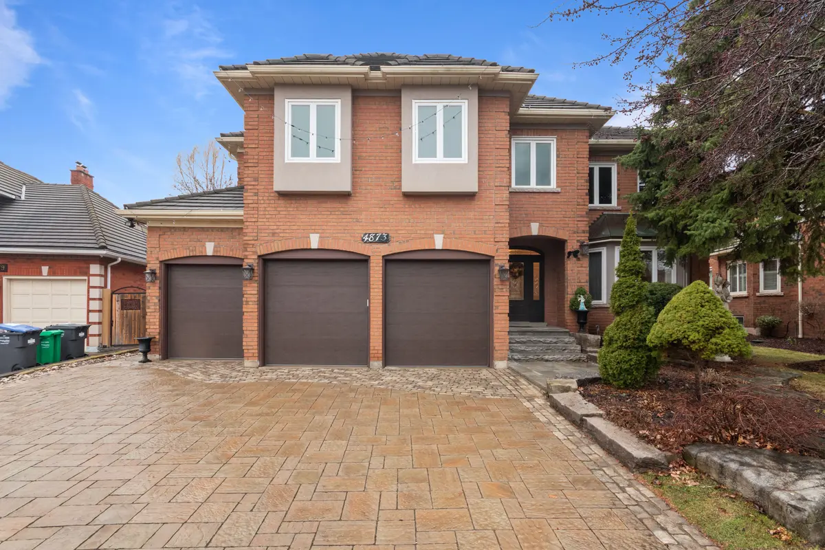 4873 Forest Hill DR, Mississauga, ON L5M 5B1