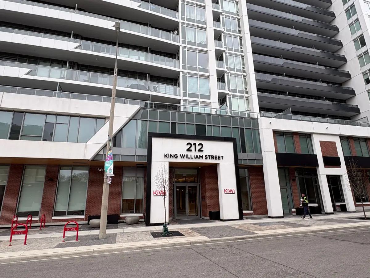 212 King William ST E #423, Hamilton, ON L8N 1B5