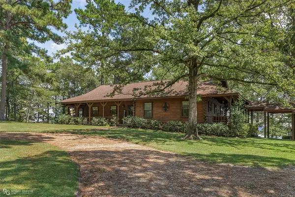 929 Village Drive,  Zwolle,  LA 71486