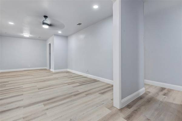 1016 Keith Drive, Hurst, TX 76053