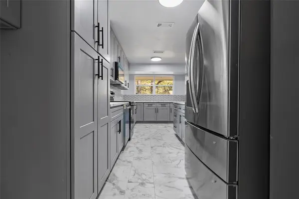 1016 Keith Drive, Hurst, TX 76053