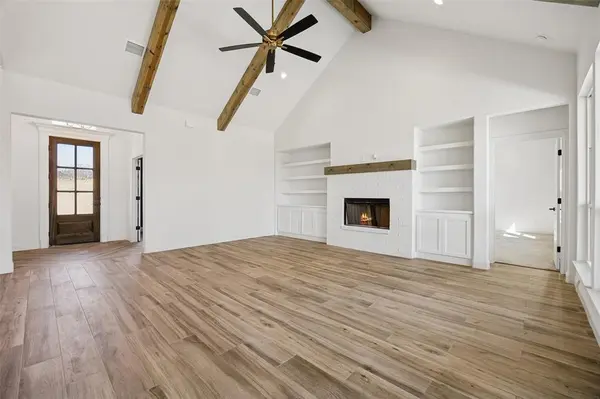 257 Coalson Crossing, Azle, TX 76020