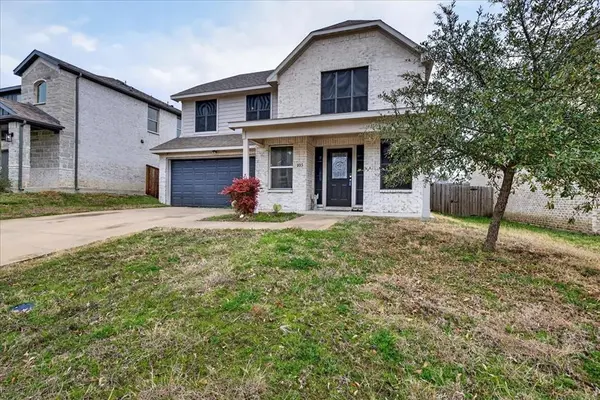 105 Brooks Street, Terrell, TX 75160