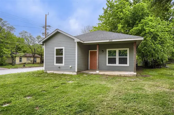 1101 Baird Street, Cleburne, TX 76033