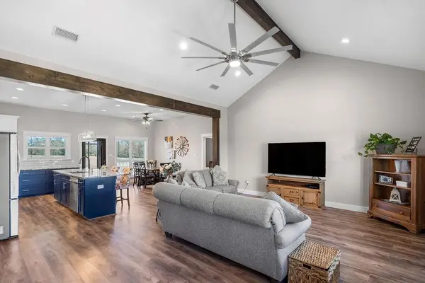 1416 County Road 2329, Como, TX 75431