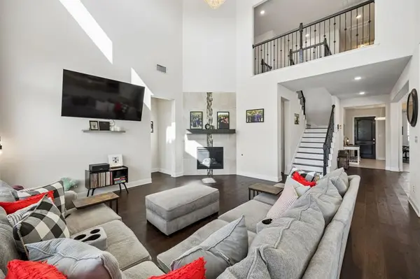 604 Shoreline Ridge Drive, Little Elm, TX 75068