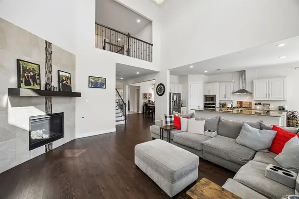 604 Shoreline Ridge Drive, Little Elm, TX 75068