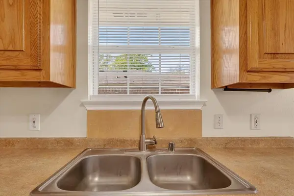 509 W Cedar Street, Gunter, TX 75058