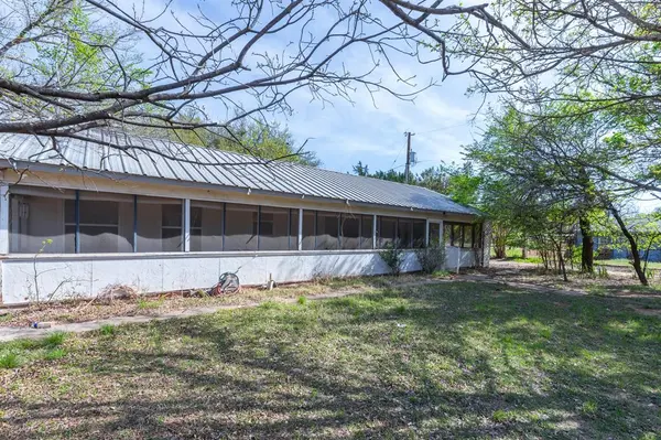 749 Cedar Street, Buffalo Gap, TX 79601